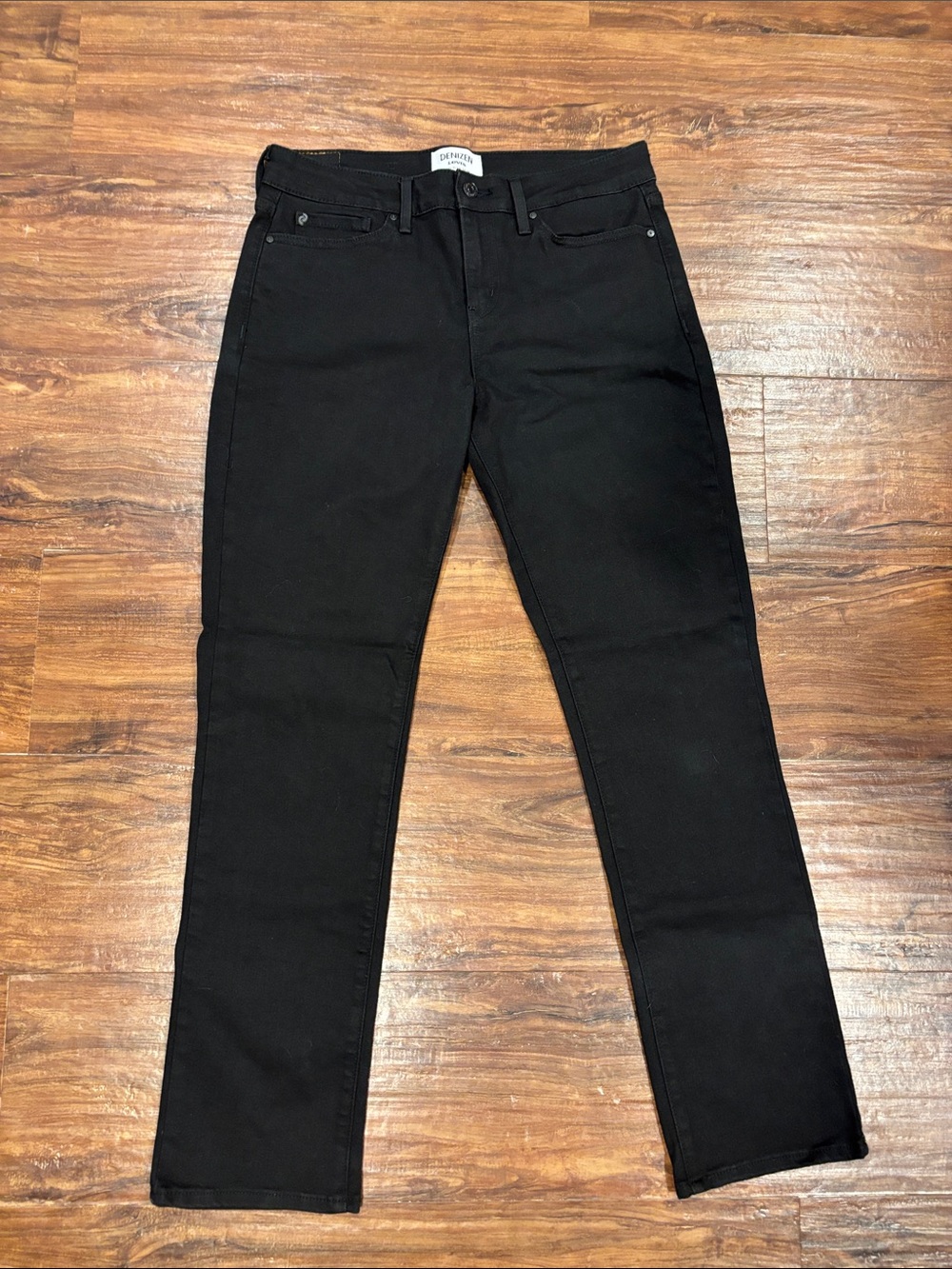 Denizen from Levi's Women's Skinny Jeans - Black